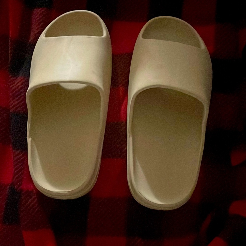 bought them from amazon size:6 women!